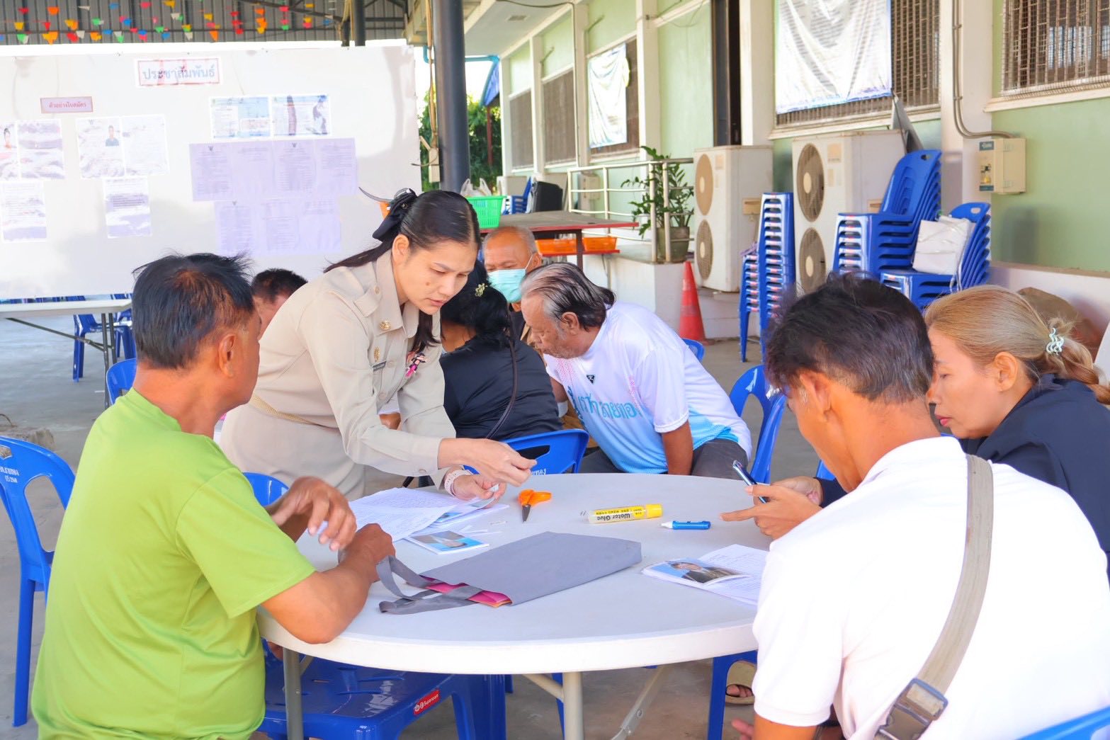 การรับเลือกตั้งสมาชิกสภาองค์การบริหารส่วนตำบลและนายกองค์การบริหารส่วนตำบล ระหว่างวันที่ 1-5 ธันวาคม 2568 เวลา 08.30-16.30น. ณ ที่ทำการองค์การบริหารส่วนตำบลสายทอง