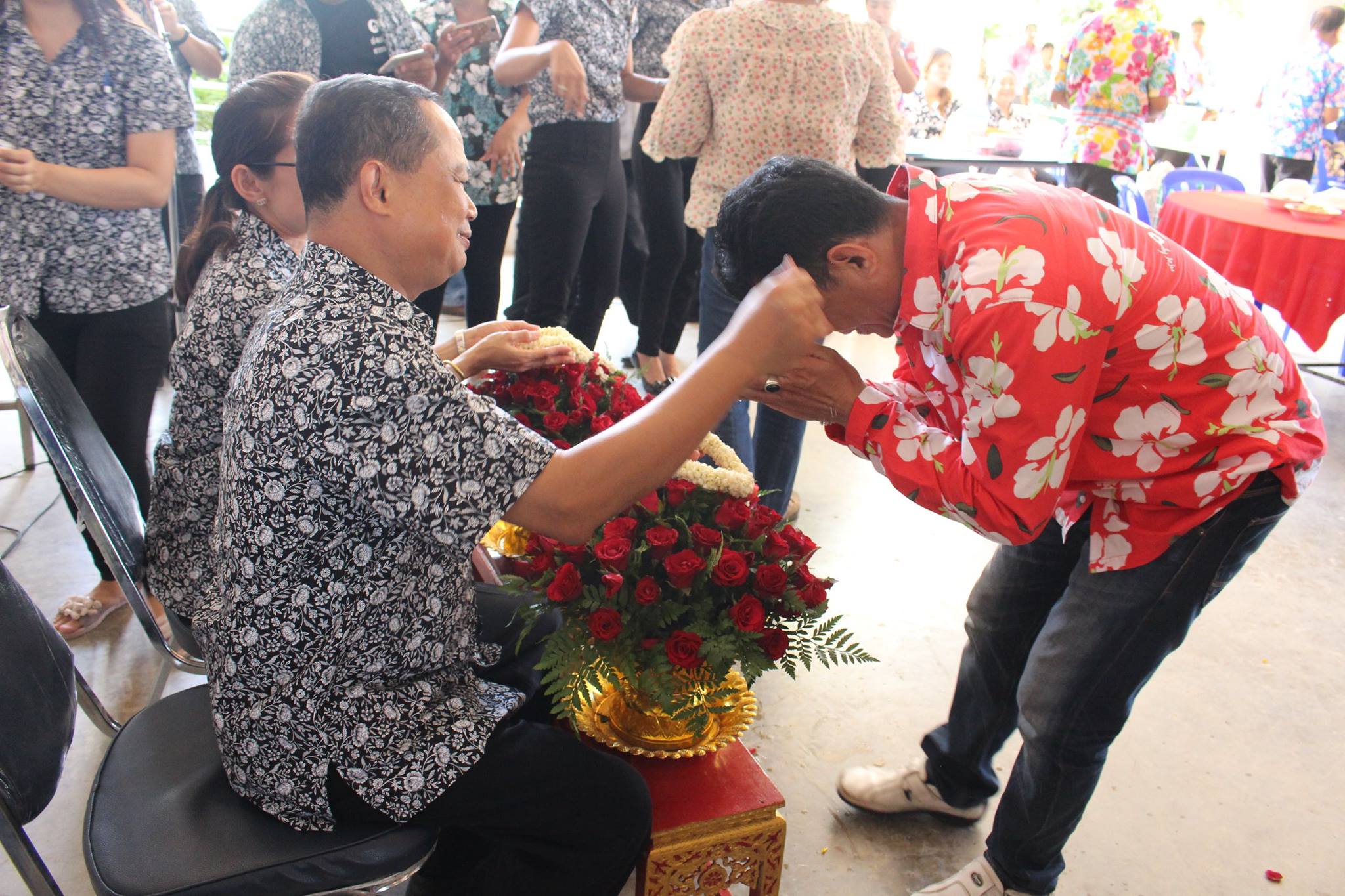 ร่วมงานประเพณีสงกรานต์ สืบสานวัฒนธรรมไทย ณ ที่ว่าการอำเภอป่าโมก